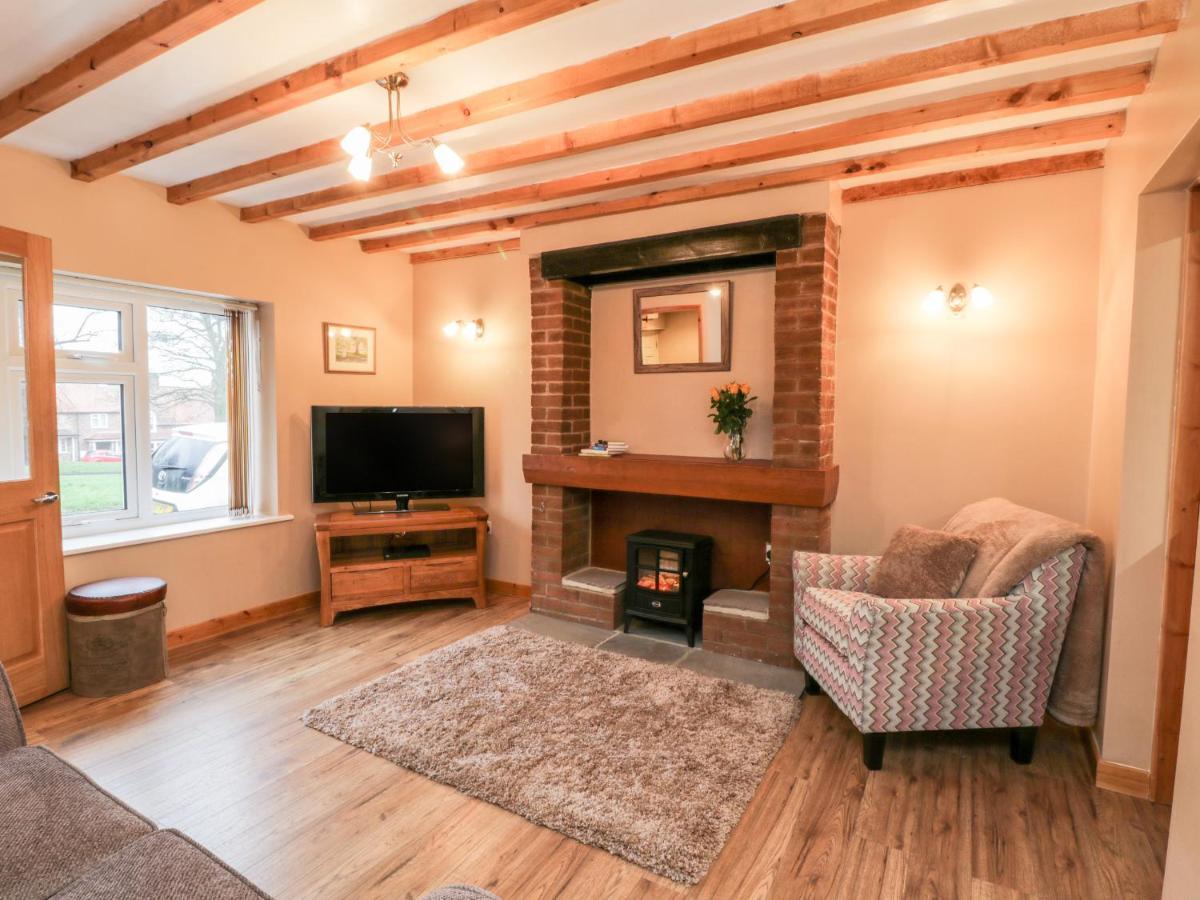 Barnaby Cottage ヤーム エクステリア 写真